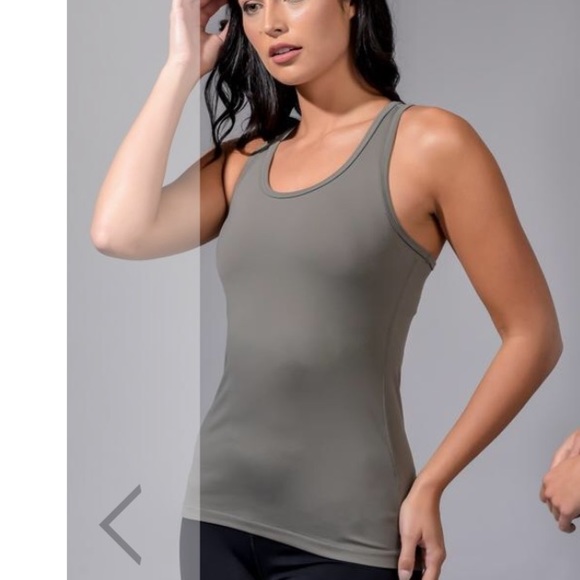 90 degrees work out top - Picture 2 of 2